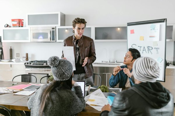 Résolution efficace des litiges commerciaux : comment trouver le conseil juridique idéal